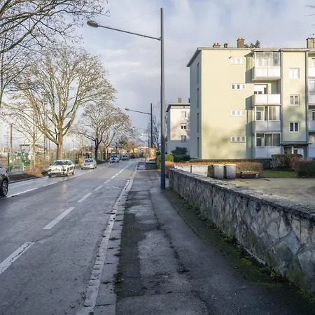 Just For - Balcon - Parking - Calme- Fibre - Relax * Mulhouse